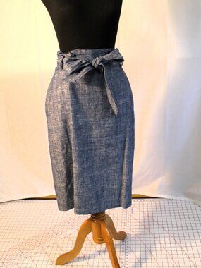 Ann Taylor Blue Chambray Paper Bag Skirt With Belt, Size 6
